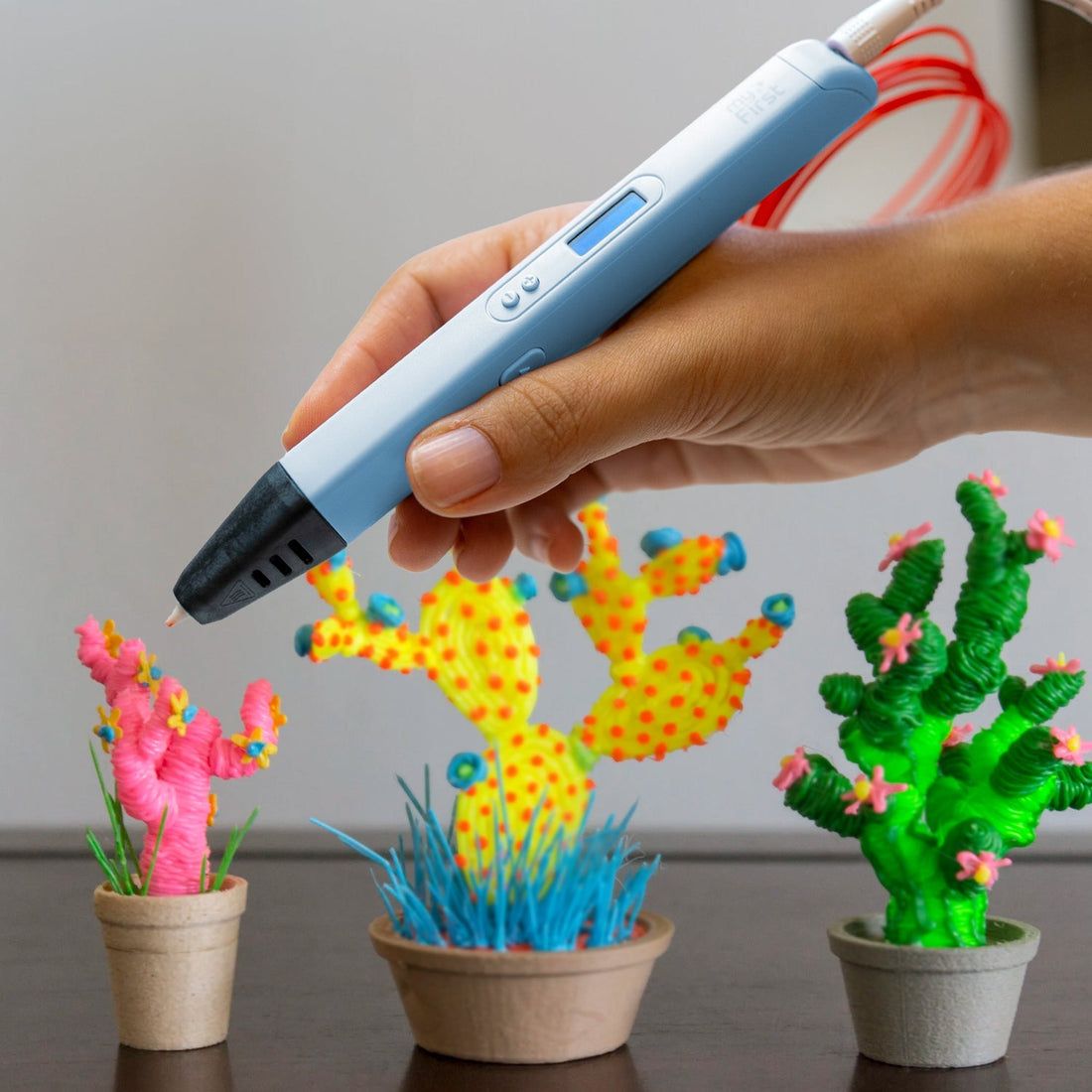3D Printing Pen with Display | 3D Drawing Pen Kit | Includes PLA Filament, Stencil Book & Charger